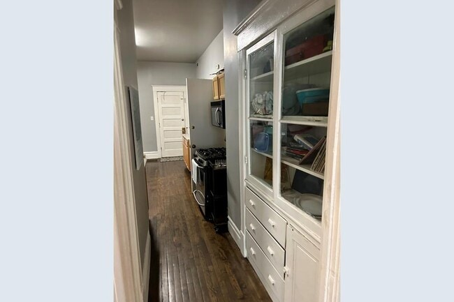 Photo - 2552 N Southport Ave Unit 1R