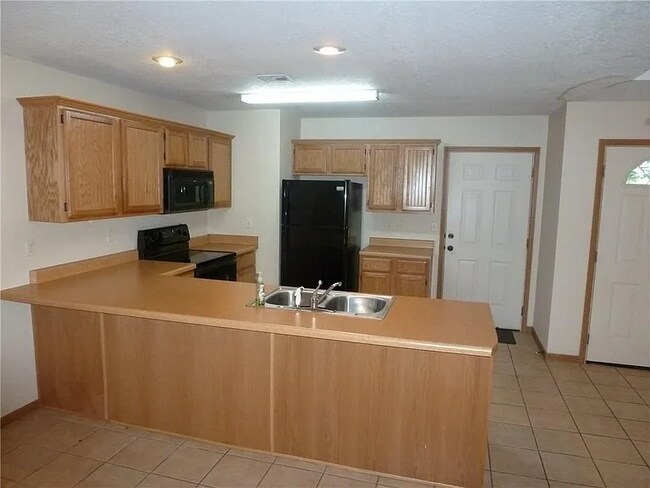 Photo - 1118 E Harvard St