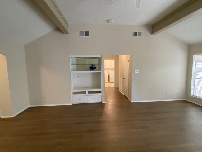 Photo - 3706 Hill Springs Dr
