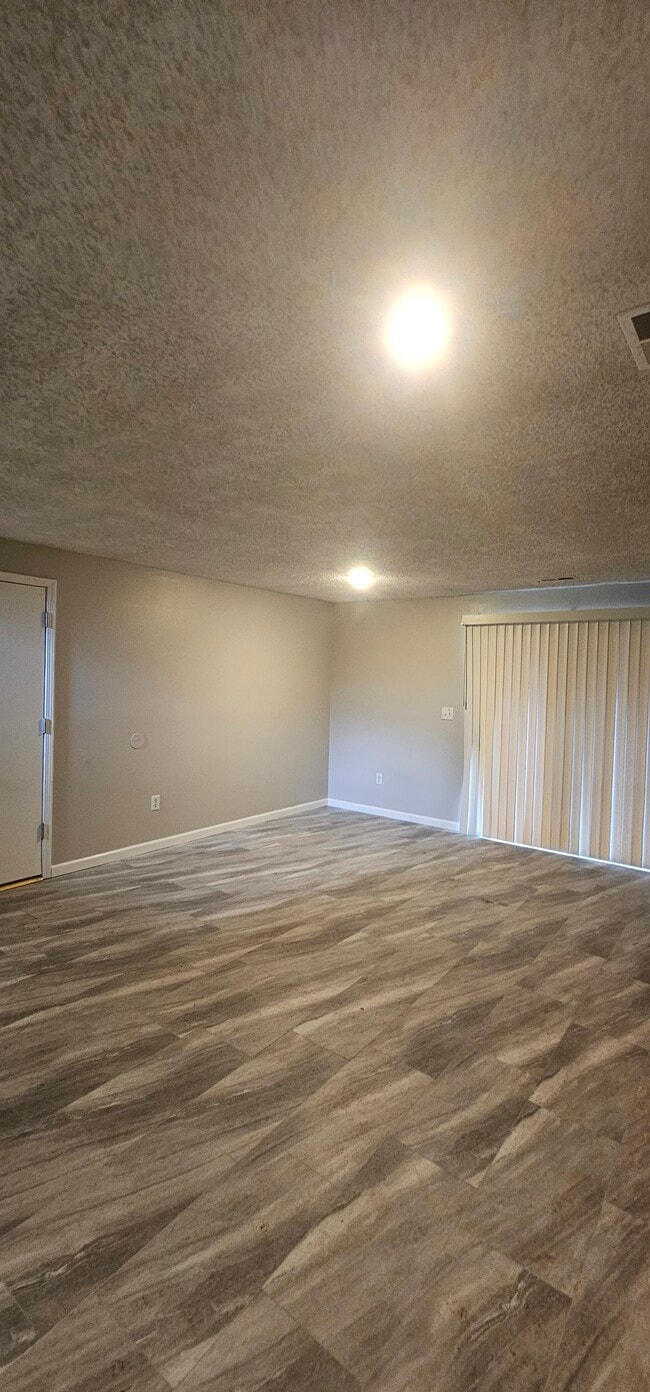 Photo - 11418 E 71st St