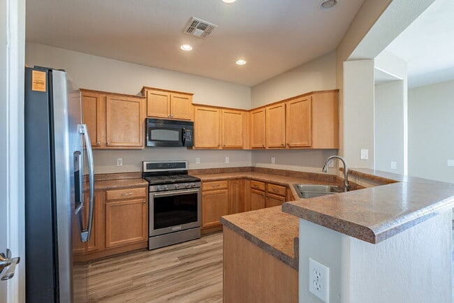 Building Photo - 7599 W Springfield Wy Rental