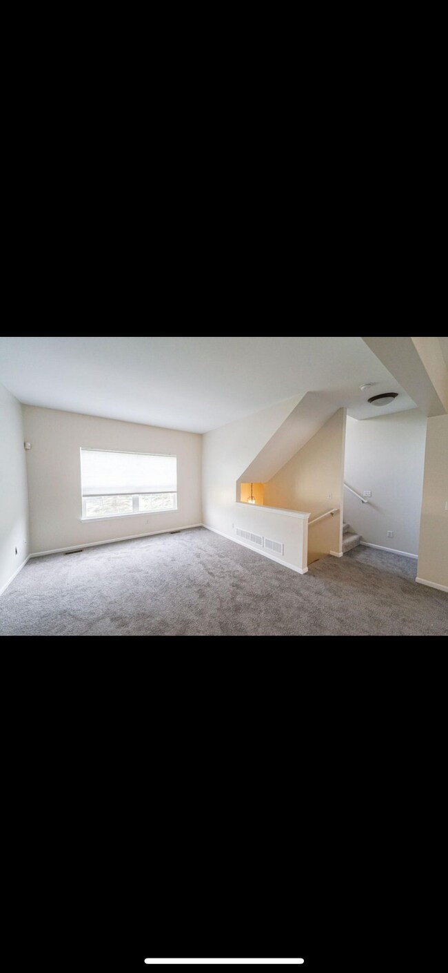 Photo - 884 Eagle Dr