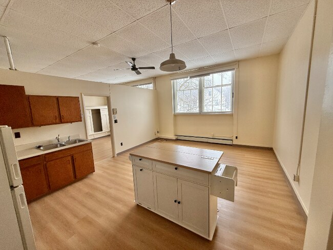 Photo - 181 Main St Unit 110