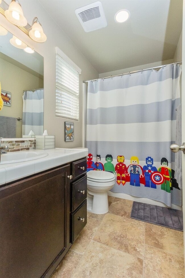Photo - Beautiful Newer 3 Bedroom Patio Home in Desirable Loma Vista Community!