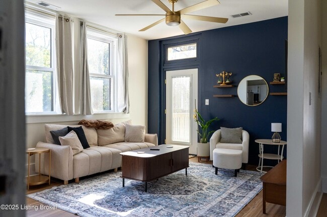 Photo - 1135 S 1st St Unidad APT 7