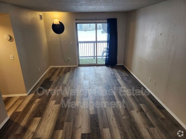 Building Photo - 4620 Reka Dr Unit APT B11