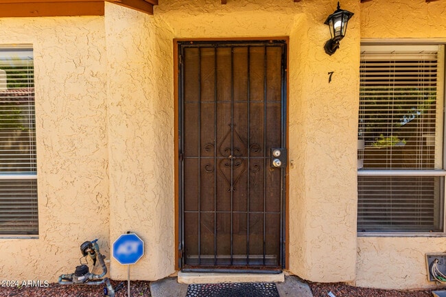 Photo - 6533 N 7th Ave