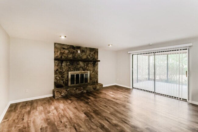 Photo - 8499 Vicksburg Rd