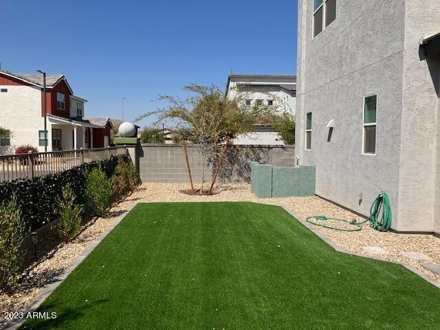 Photo - 379 N 157th Ln