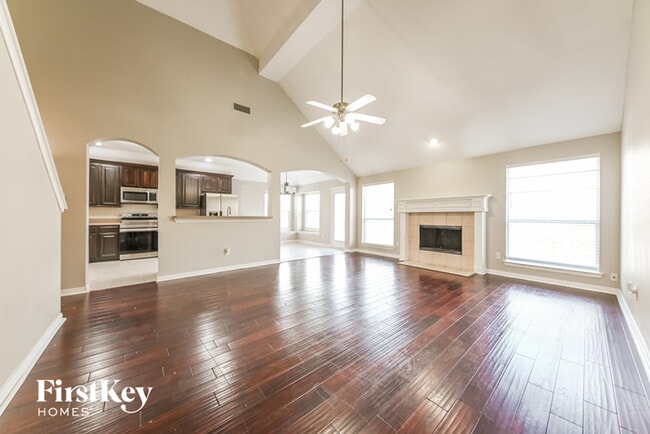 Photo - 3108 Silver Creek Dr