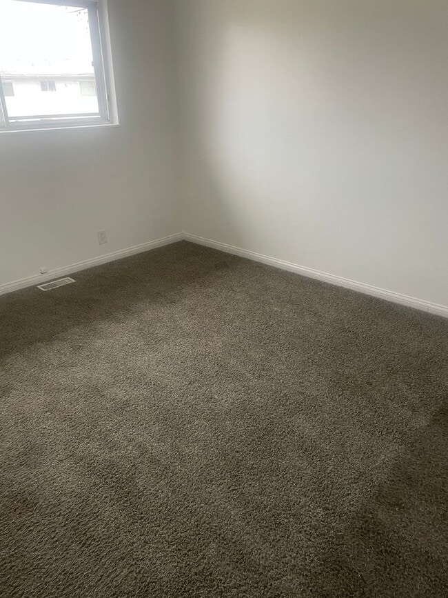 Photo - Move-In Ready 3-Bed in Hazelwood