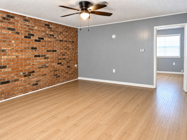 Photo - 119 Upton St Unit 1
