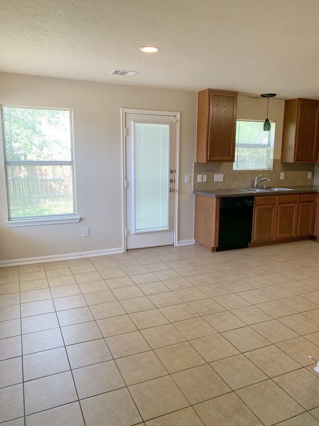 7207 Liberty Mesa Ln