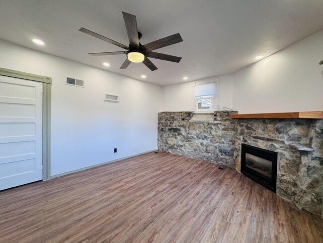 Photo - 525 Rodney Ct