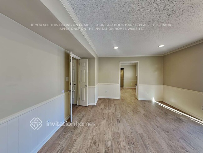 Photo - 3250 Ethan Dr