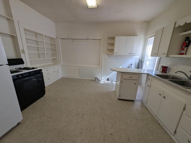 Photo - 600 Chestnut St