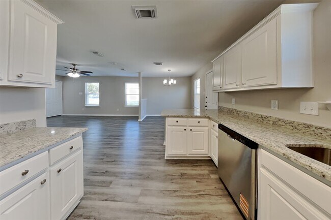 Photo - 7203 Towering Pine Ln