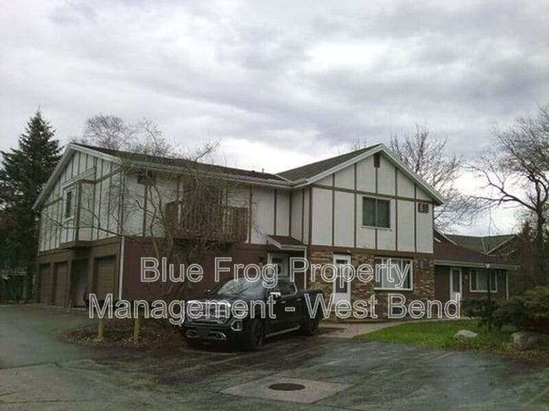 Photo - N18-W5317 Pierce Ct