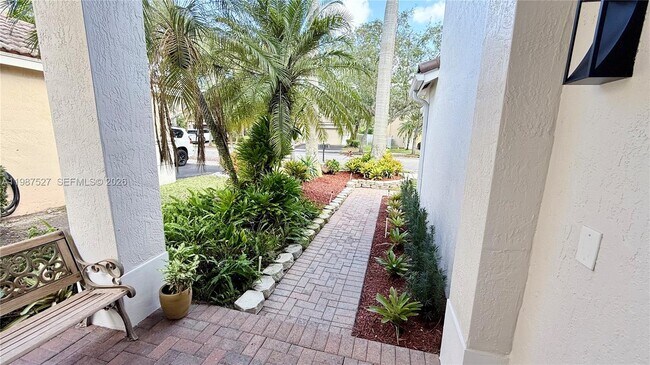 Photo - 1392 Canary Island Dr