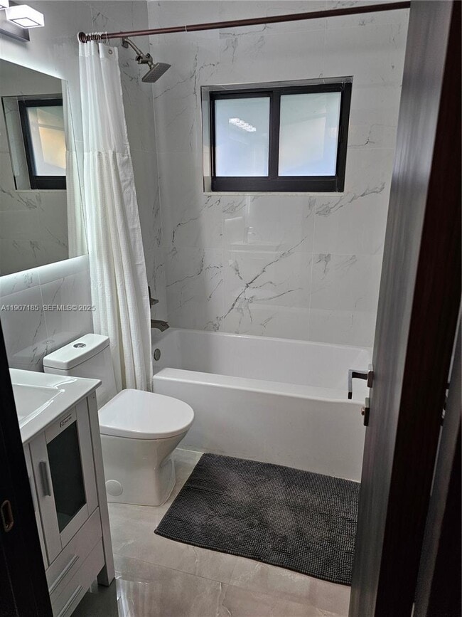 Photo - 2228 N 19th Ave Unit E