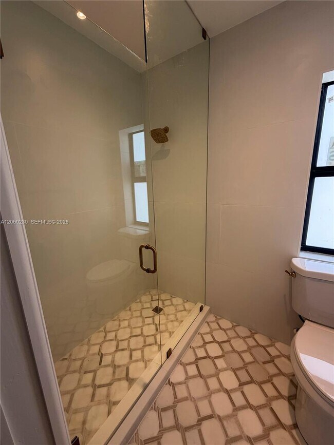 Photo - 5171 SW 6th St