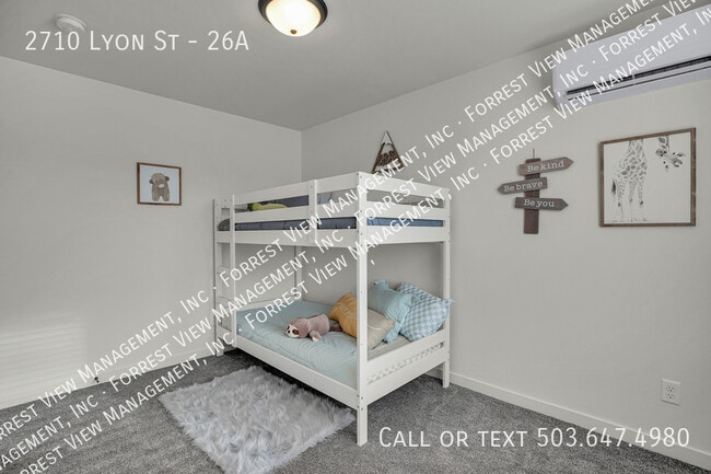 Photo - 2710 SE Lyon St