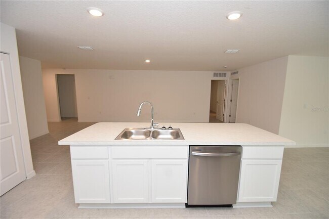 Photo - 5 Llestone Path