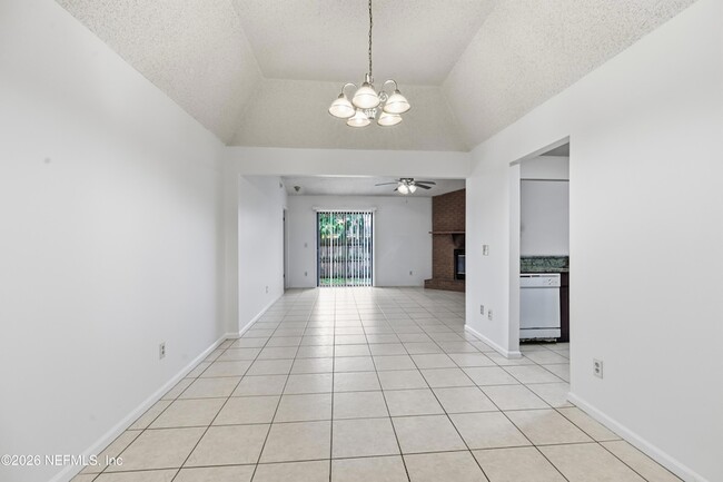 Photo - 3544 Villa Pl