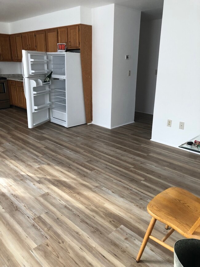 Kitchen - 81 Cheltingham Ave Unit A- Lower Level