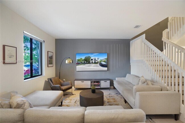 Photo - 20648 NE 7th Pl