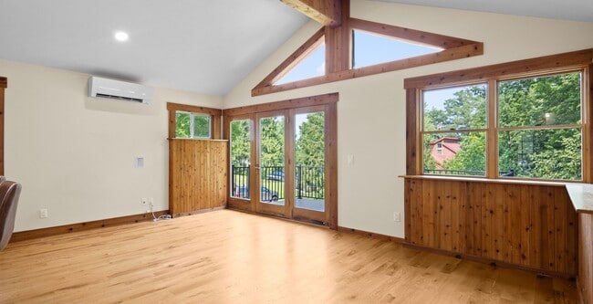 Photo - 3-Bedroom Home with Peekaboo Views of Silv...