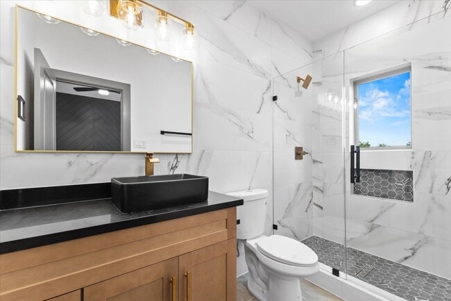 Building Photo - 7949 Attwater St