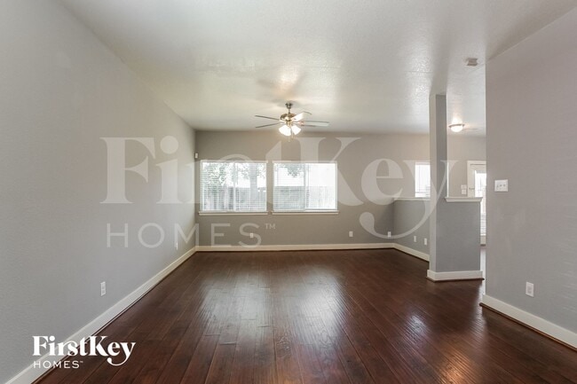 Photo - 419 Laurel Sage Dr