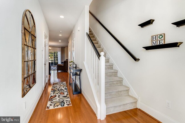 Photo - 18830 Bethpage Dr