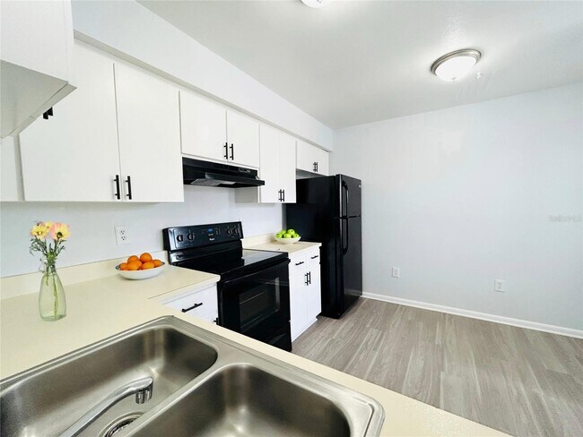 Photo - 3101 Ave V NW