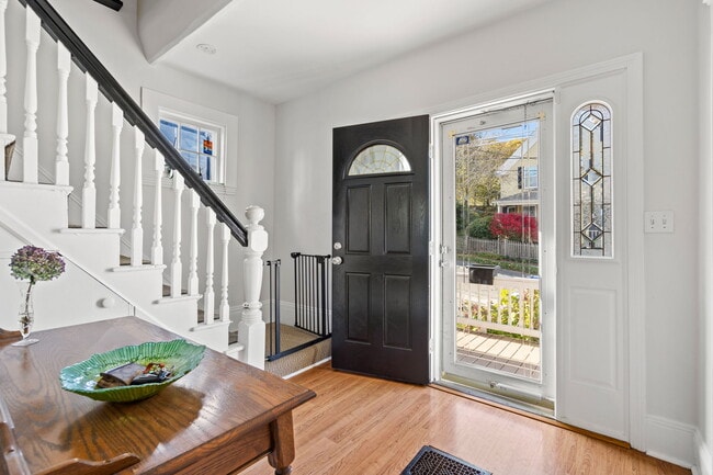 Photo - 6 Rowell Ave