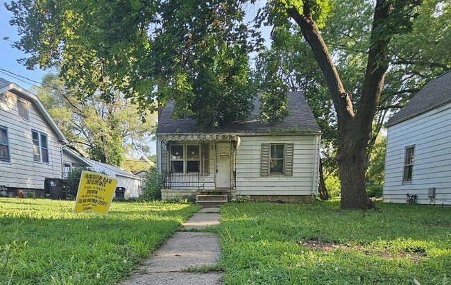 Photo - 3031 W Meidroth St
