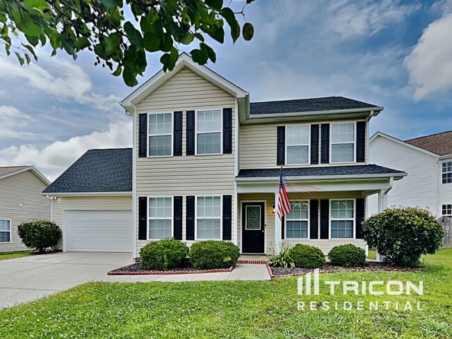 Photo - 106 Newport Dr House