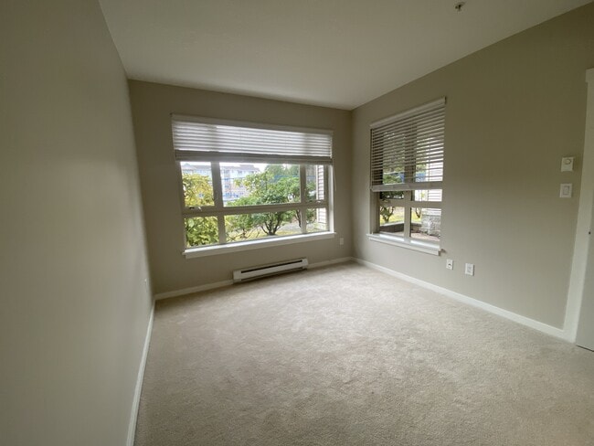 Photo - 5670 Edgewater Ln