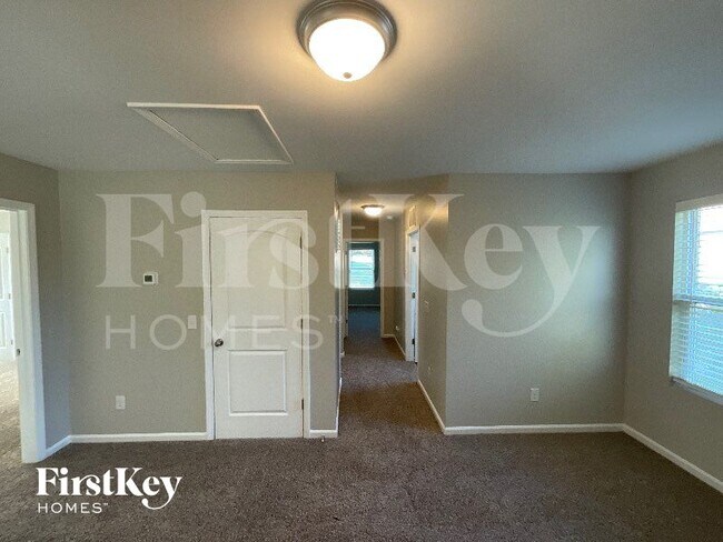 411 Quick Silver Dr