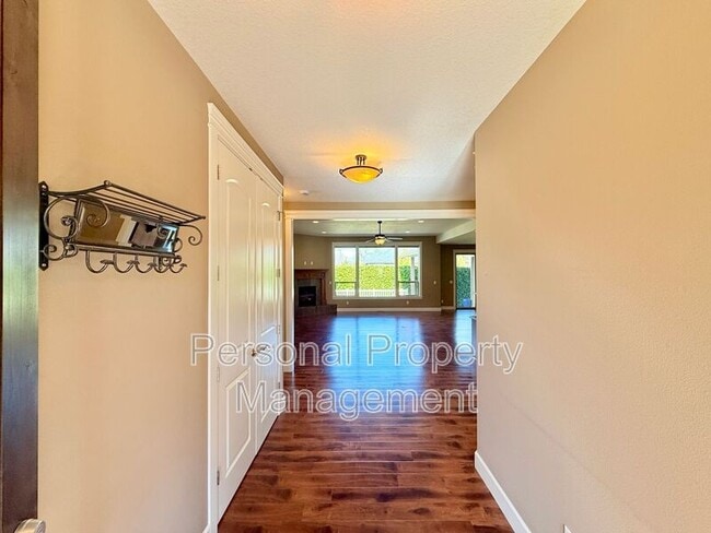 Photo - 1510 S 5th Cir