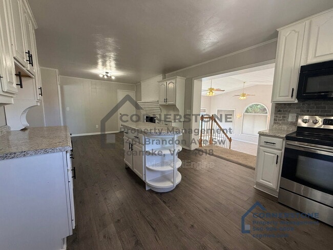 Photo - 3113 Clearview Dr