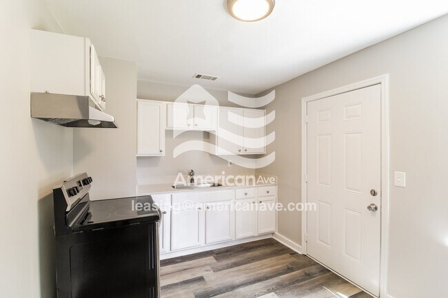 Photo - 1548 Buford Ave