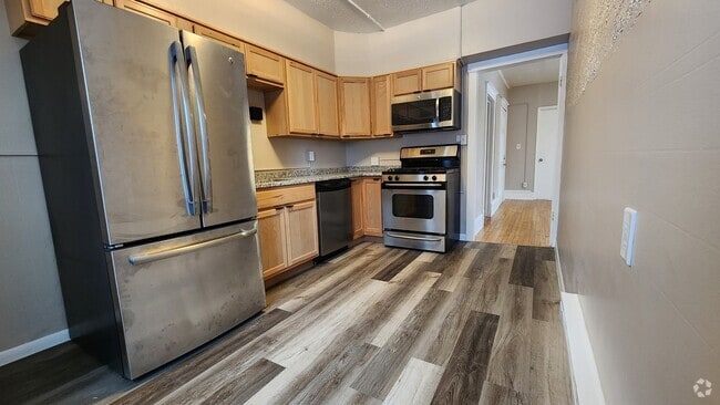 Building Photo - 415 23rd Ave N Rental