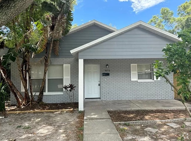 Building Photo - 4666-4611 11th Ave S Rental