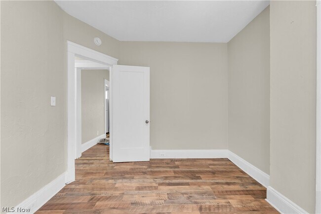 Photo - 414 E 148th St Unidad 2/UP