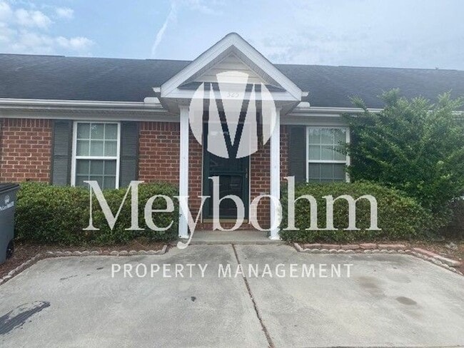 325 Greendale Place - Villages of Greenbrier - 325 Greendale Place - Villages of Greenbrier