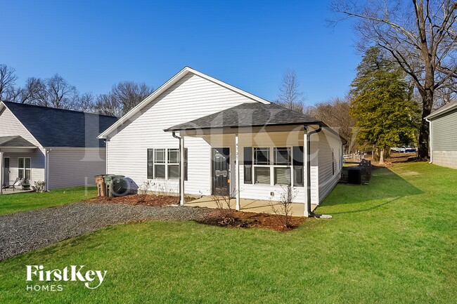 Photo - 4727 Holders Rd