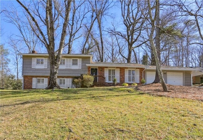 Photo - 6555 Williamson Dr NE