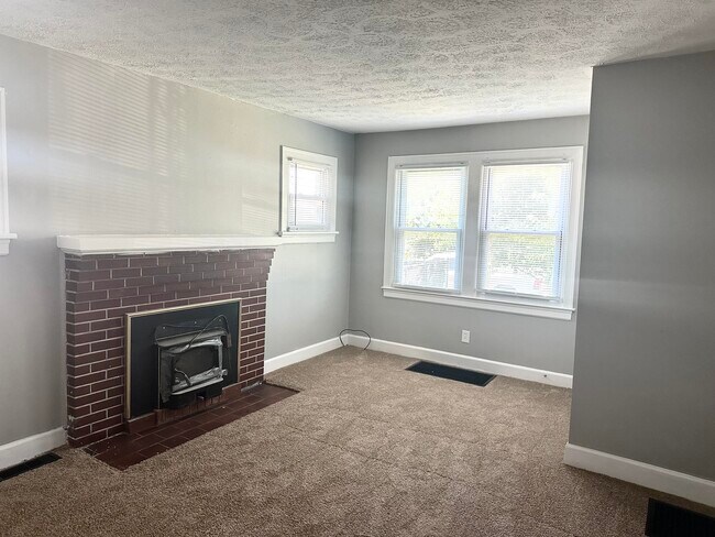 Photo - 148 Fairlawn Ave